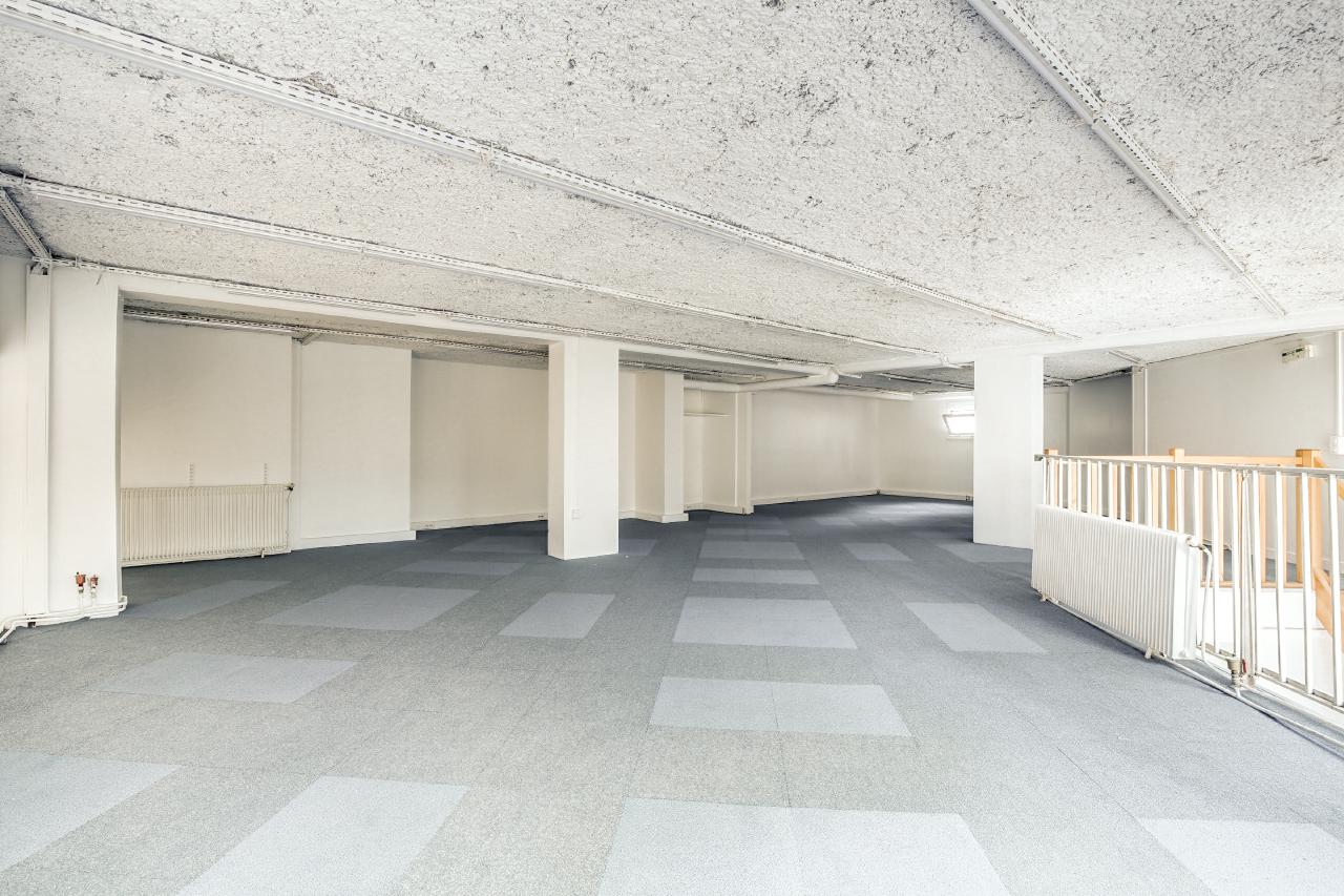 Bureau Paris 1419m² Location bureau Paris OLBUR2107202 10